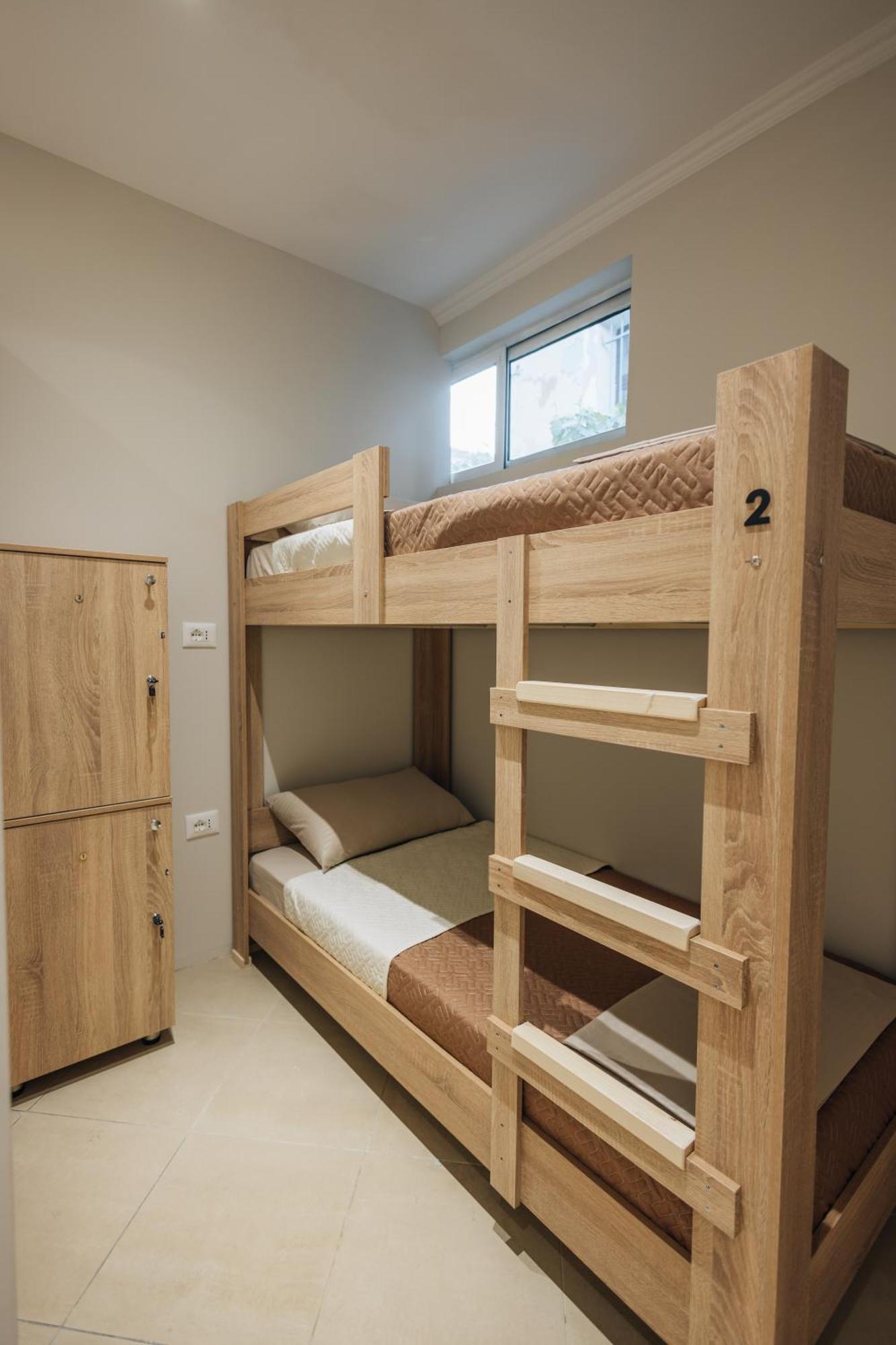 Gm Tirana Hostel מראה חיצוני תמונה