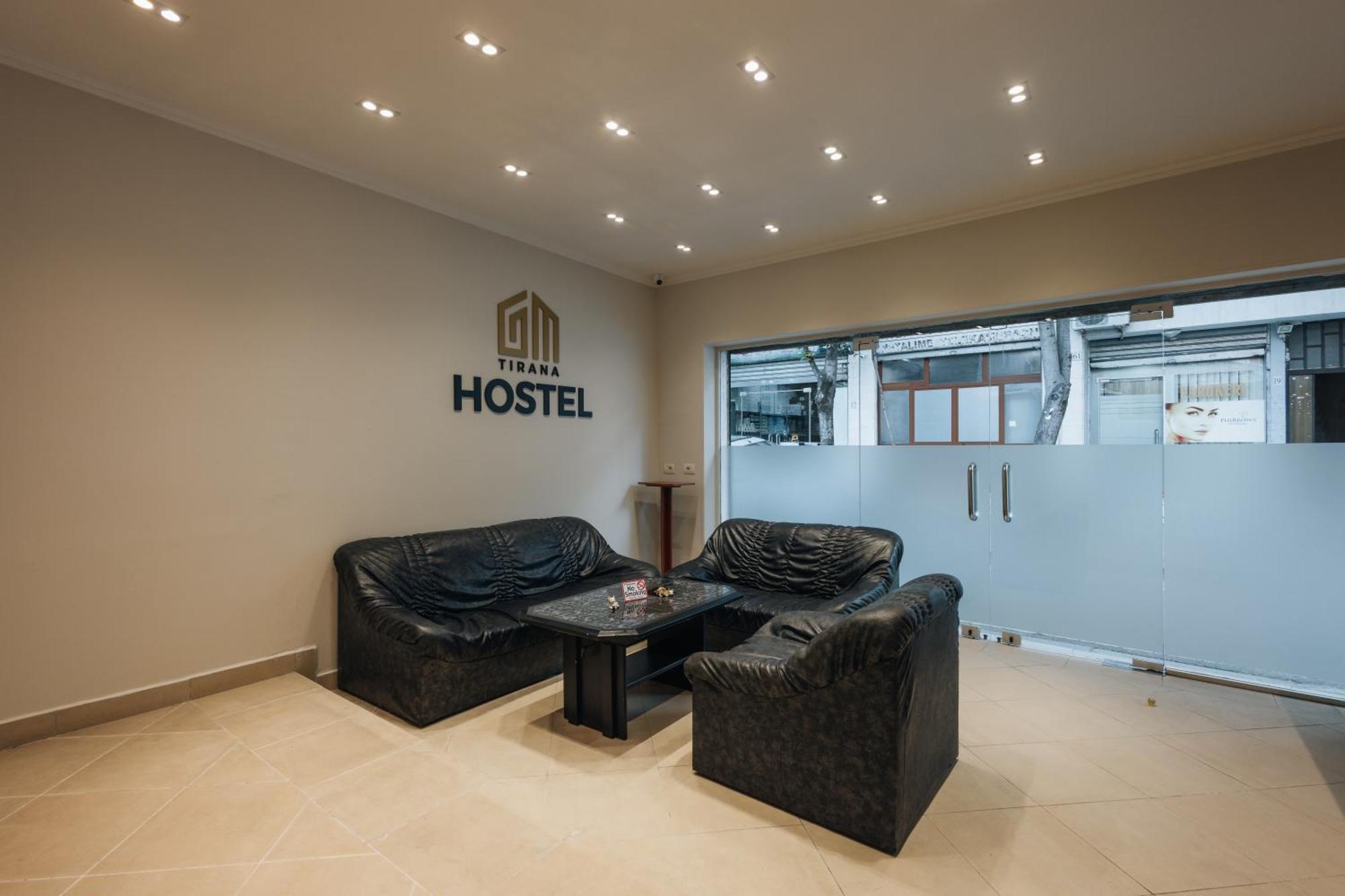 Gm Tirana Hostel מראה חיצוני תמונה